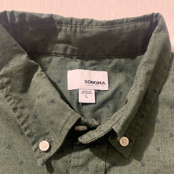 Sonoma Green Casual Button Down Shirt with Short Sleeves - Picture 3 of 5